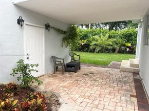 907 Monterey St, Coral Gables FL 33134