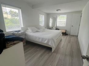 907 Monterey St, Coral Gables FL 33134