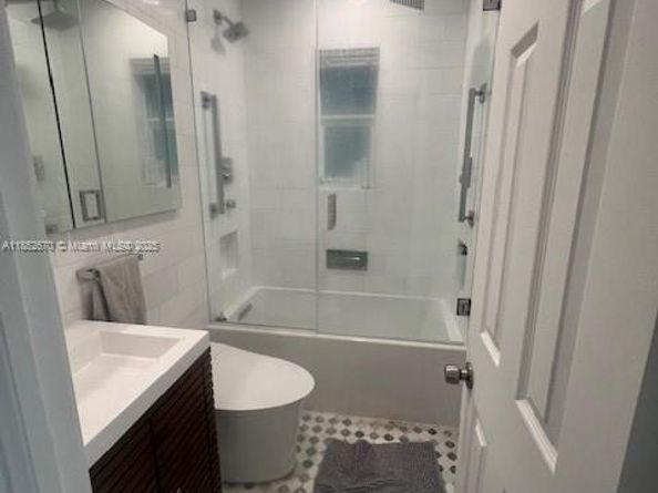 907 Monterey St, Coral Gables FL 33134