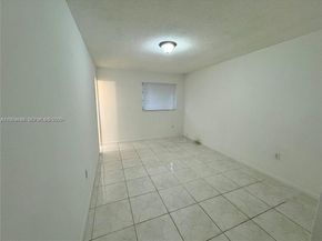 2005 Jefferson St 205, Hollywood FL 33020