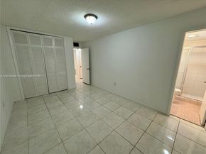 2005 Jefferson St 205, Hollywood FL 33020