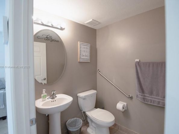 108 SE 34th Ter, Homestead FL 33033