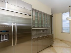 888 Brickell Key Dr PH2802, Miami FL 33131