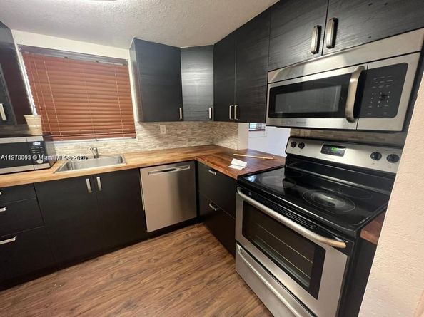 Undisclosed Address #A11915803, Miami FL 33173