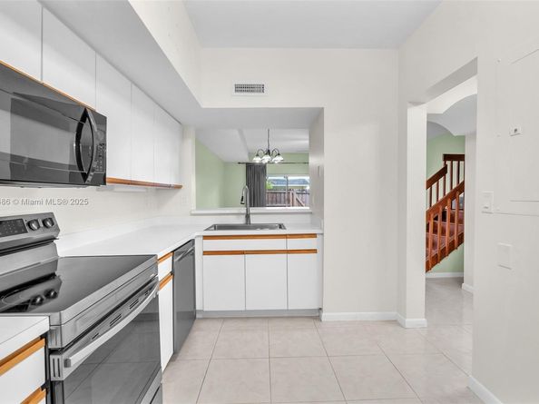 11864 SW 97th Ter, Miami FL 33186