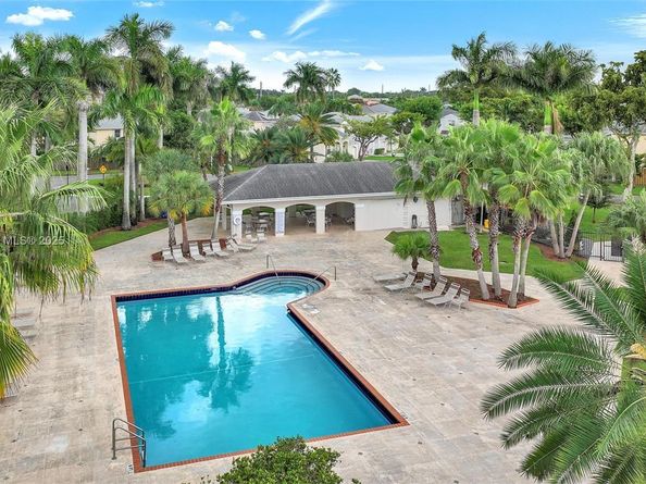 11864 SW 97th Ter, Miami FL 33186