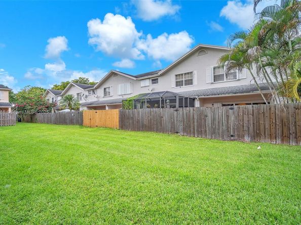 11864 SW 97th Ter, Miami FL 33186