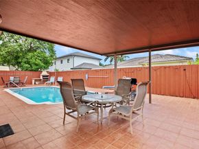 14475 SW 161st Pl, Miami FL 33196