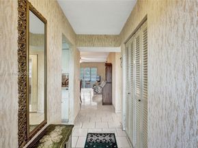 2800 NW 47th Ter 202A, Lauderdale Lakes FL 33313