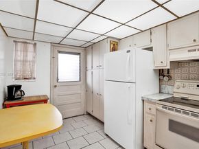 2800 NW 47th Ter 202A, Lauderdale Lakes FL 33313