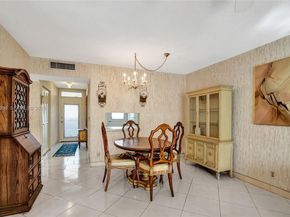 2800 NW 47th Ter 202A, Lauderdale Lakes FL 33313