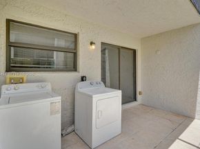 4511 Treehouse Ln B, Tamarac FL 33319