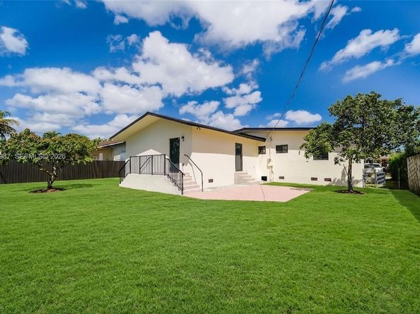 8220 SW 29th St, Miami FL 33155