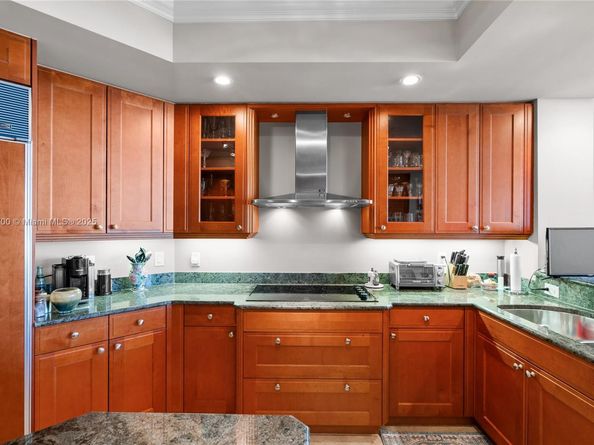 21200 Point Pl 1804, Aventura FL 33180