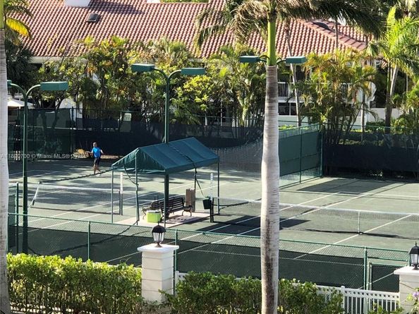 21200 Point Pl 1804, Aventura FL 33180