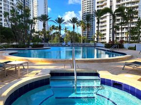 21200 Point Pl 1804, Aventura FL 33180