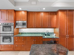 21200 Point Pl 1804, Aventura FL 33180
