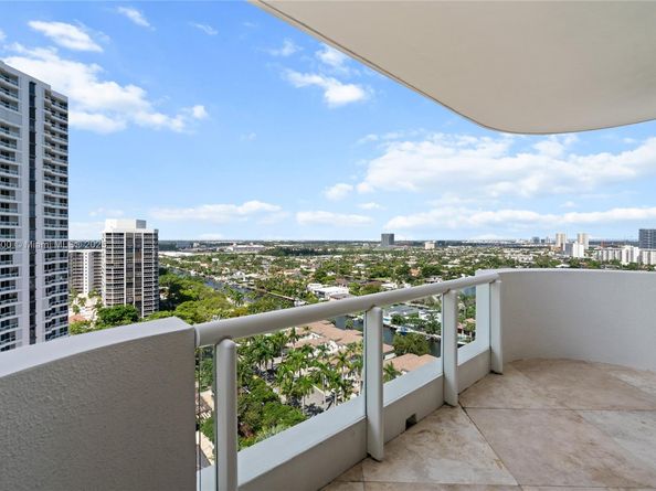 21200 Point Pl 1804, Aventura FL 33180