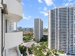 21200 Point Pl 1804, Aventura FL 33180