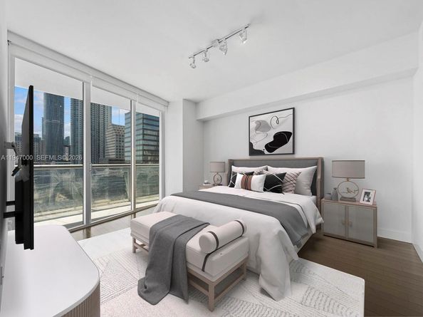 495 Brickell Ave 1801, Miami FL 33131