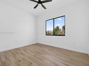 3040 NW 24th St, Fort Lauderdale FL 33311