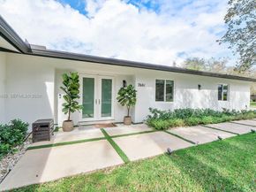 7601 SW 165th Ter, Palmetto Bay FL 33157