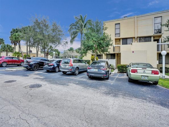 2910 SW 87th Ter 1701, Davie FL 33328