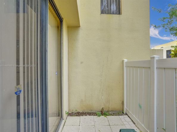 2910 SW 87th Ter 1701, Davie FL 33328