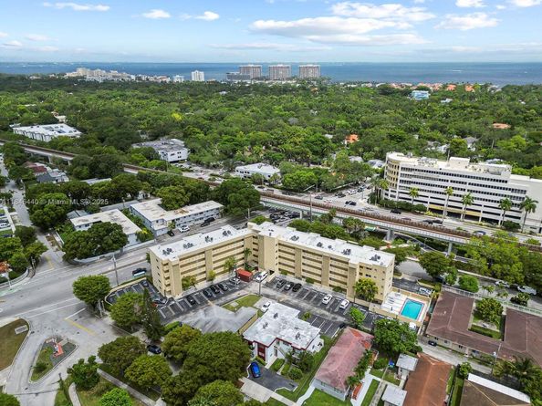 2690 SW 22nd Ave 507, Miami FL 33133