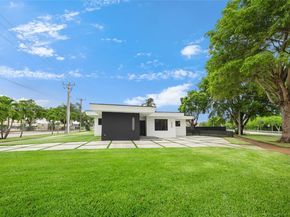 900 N Royal Poinciana Blvd, Miami Springs FL 33166