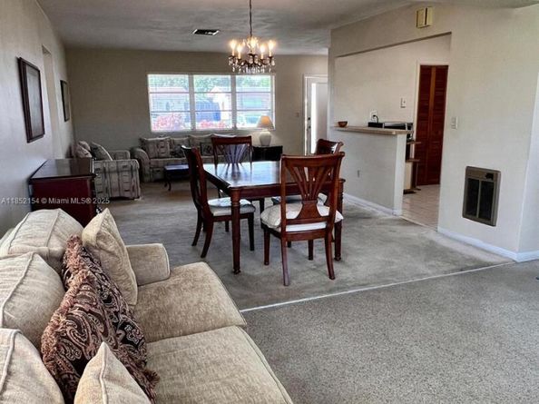 8151 NW 15th Ct, Pembroke Pines FL 33024