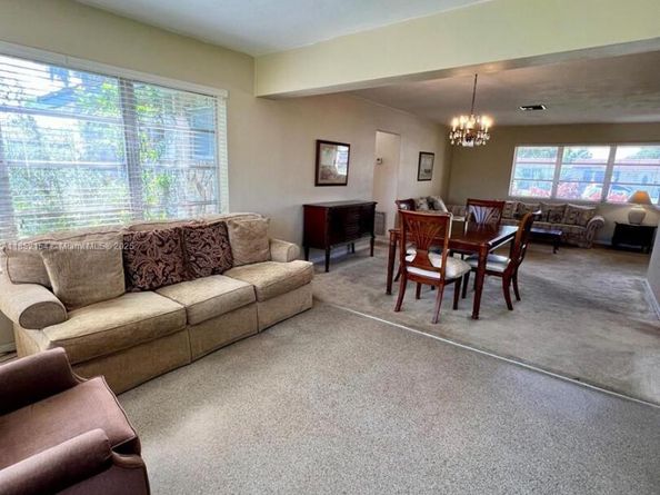 8151 NW 15th Ct, Pembroke Pines FL 33024