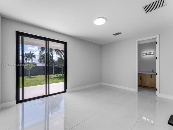 12344 SW 219th St, Miami FL 33170