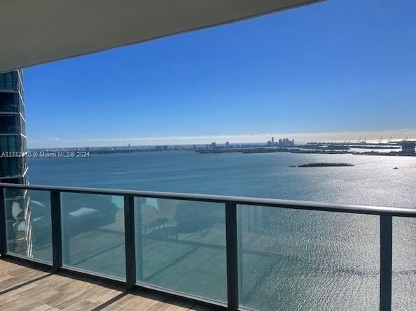 650 NE 32nd St 3606, Miami FL 33137