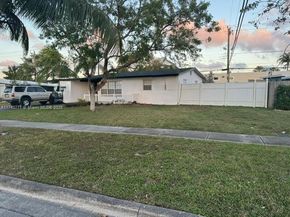 1504 NW 58th Ave, Margate FL 33063