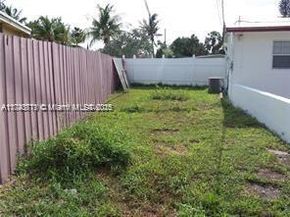 1504 NW 58th Ave, Margate FL 33063