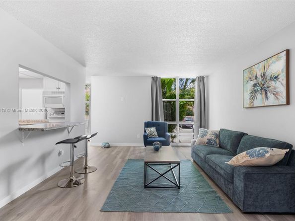 210 172nd St 128, Sunny Isles Beach FL 33160