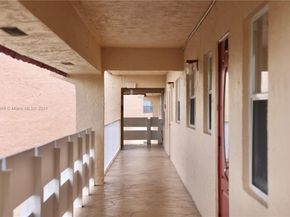 1040 Country Club Dr 404, Margate FL 33063