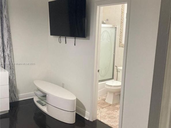 1671 SW 29th Ave, Miami FL 33145