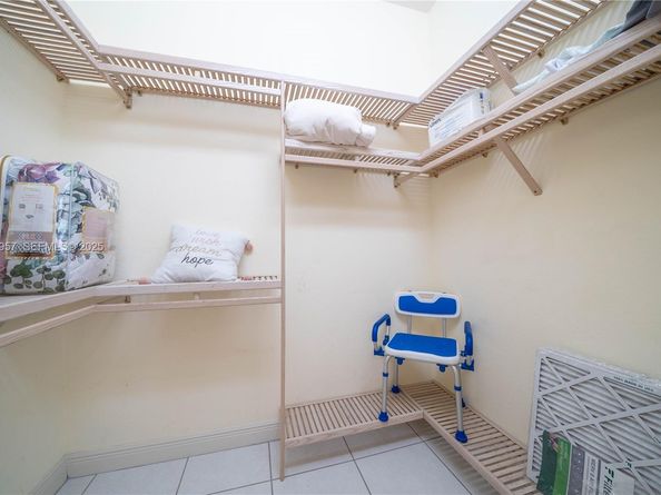 1547 Mariner Way, Hollywood FL 33019