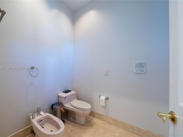 1547 Mariner Way, Hollywood FL 33019