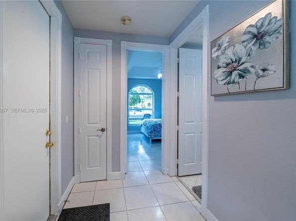 1547 Mariner Way, Hollywood FL 33019