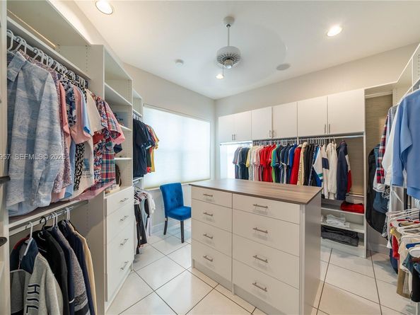 1547 Mariner Way, Hollywood FL 33019