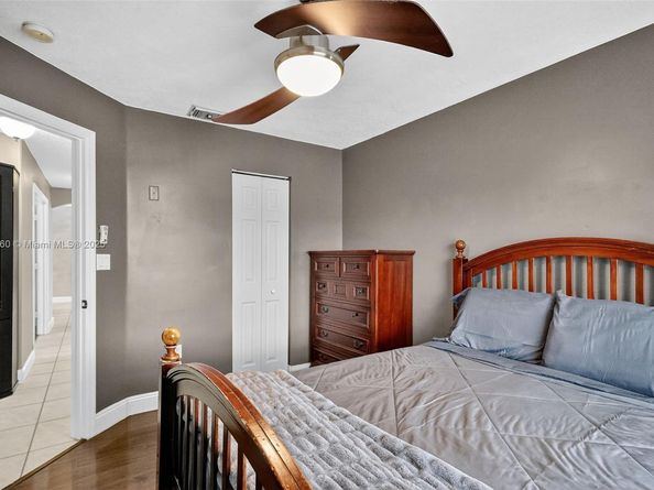 18840 NW 23rd Pl, Pembroke Pines FL 33029