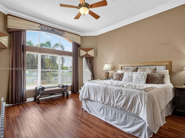 18840 NW 23rd Pl, Pembroke Pines FL 33029