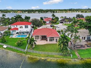 18840 NW 23rd Pl, Pembroke Pines FL 33029