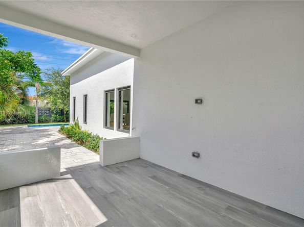 306 Plymouth Rd, West Palm Beach FL 33405