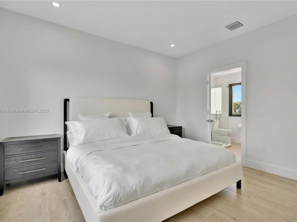 306 Plymouth Rd, West Palm Beach FL 33405