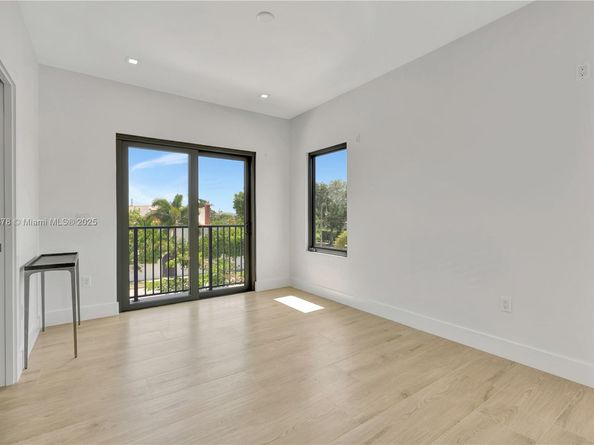 306 Plymouth Rd, West Palm Beach FL 33405
