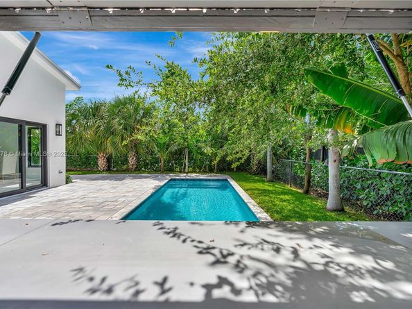 306 Plymouth Rd, West Palm Beach FL 33405